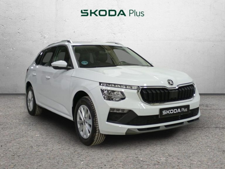 SKODA KAMIQ Gasolina 2025 segunda-mano Jaén