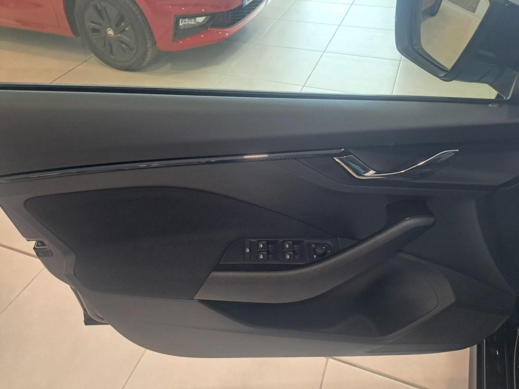 SKODA KAMIQ Gasolina nuevo entrega inmediata Jaén