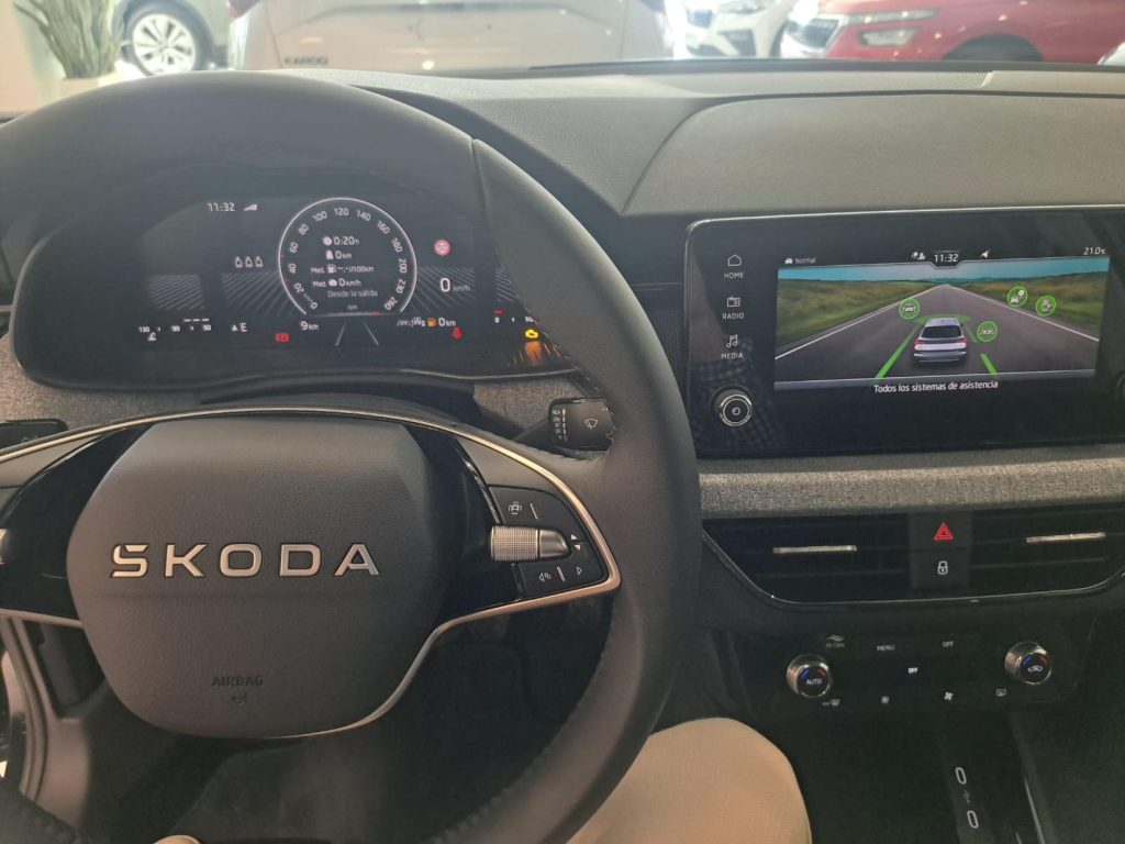 SKODA KAMIQ Gasolina nuevo entrega inmediata Jaén