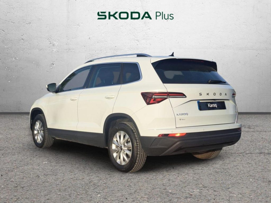 SKODA KAROQ Diesel 2025 km 0 Jaén