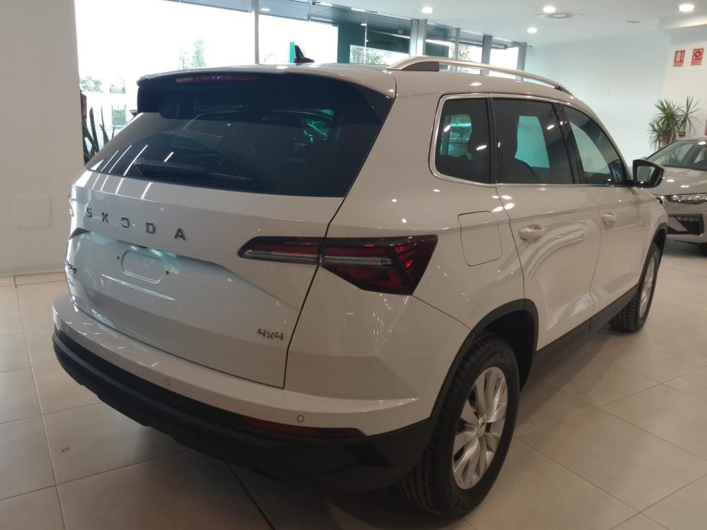 SKODA KAROQ Diesel nuevo entrega inmediata Jaén