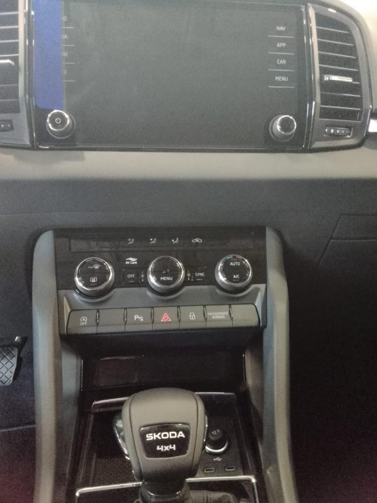 SKODA KAROQ Diesel nuevo entrega inmediata Jaén