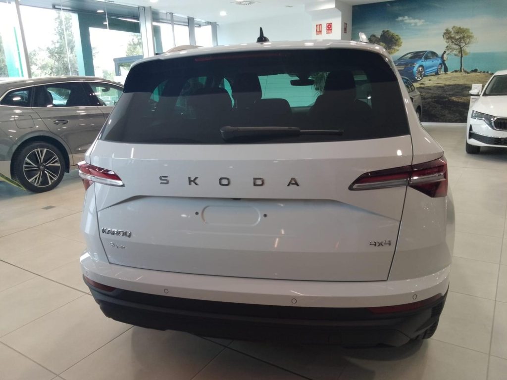 SKODA KAROQ Diesel nuevo entrega inmediata Jaén