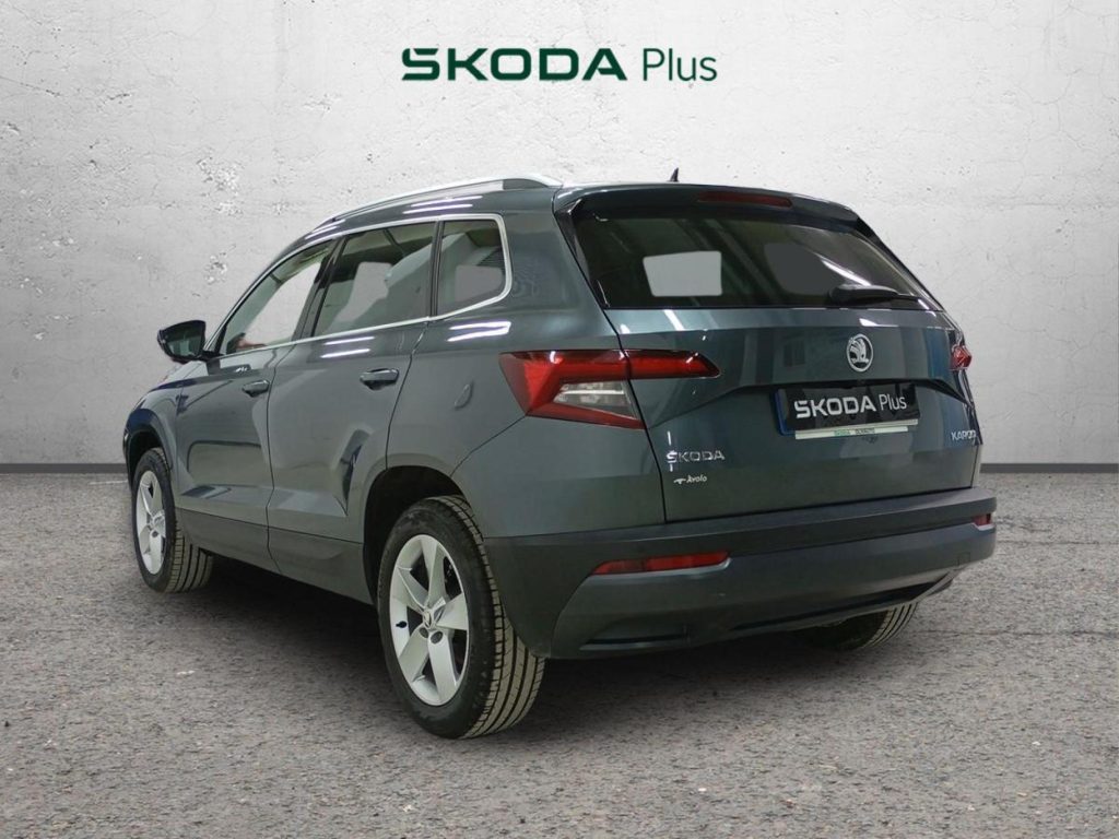 SKODA KAROQ Gasolina 2018 segunda-mano Jaén