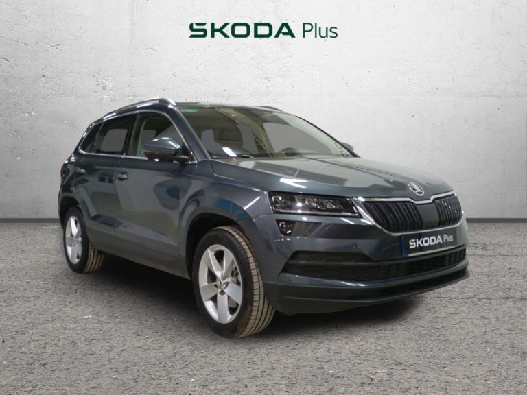 SKODA KAROQ Gasolina 2018 segunda-mano Jaén