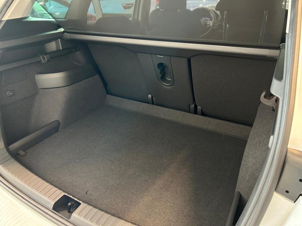SKODA KAROQ Gasolina nuevo entrega inmediata Jaén