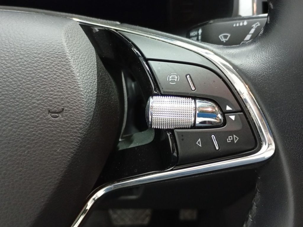 SKODA KODIAQ Diesel 2022 segunda-mano Jaén