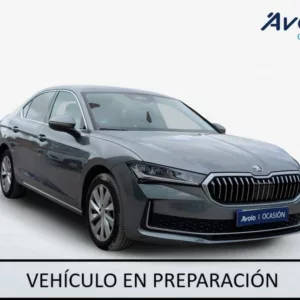 SKODA SUPERB Diesel 2025 segunda-mano Jaén