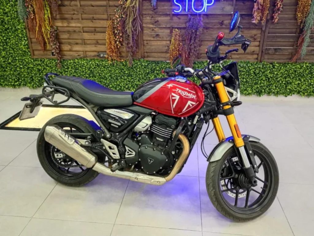 TRIUMPH SPEED Gasolina 2025 km 0 Granada