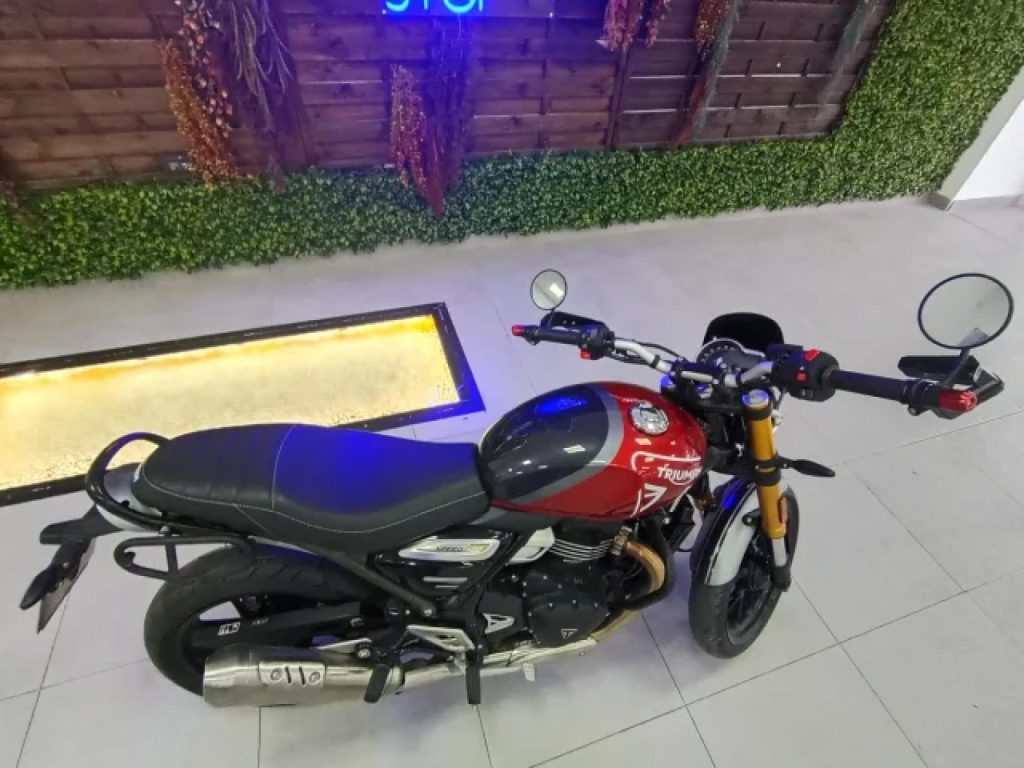 TRIUMPH SPEED Gasolina 2025 km 0 Granada