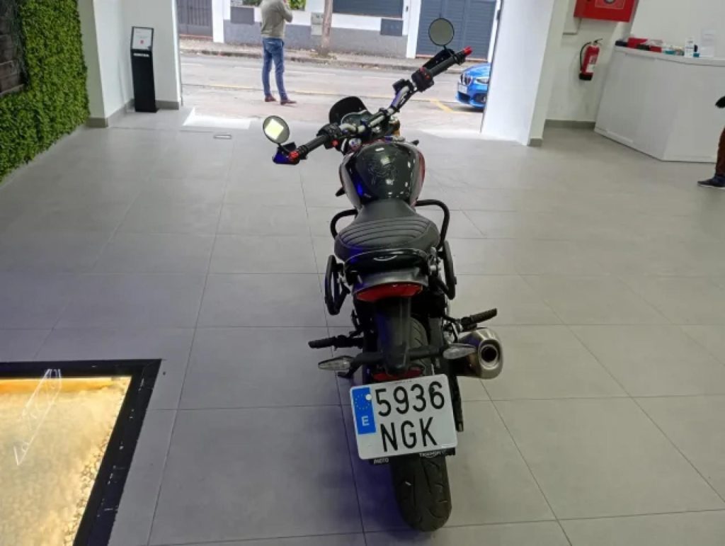 TRIUMPH SPEED Gasolina 2025 km 0 Granada