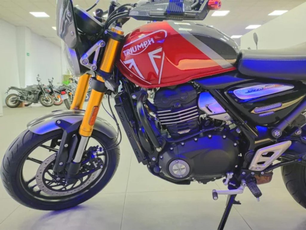 TRIUMPH SPEED Gasolina 2025 km 0 Granada