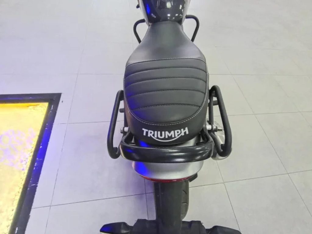 TRIUMPH SPEED Gasolina 2025 km 0 Granada
