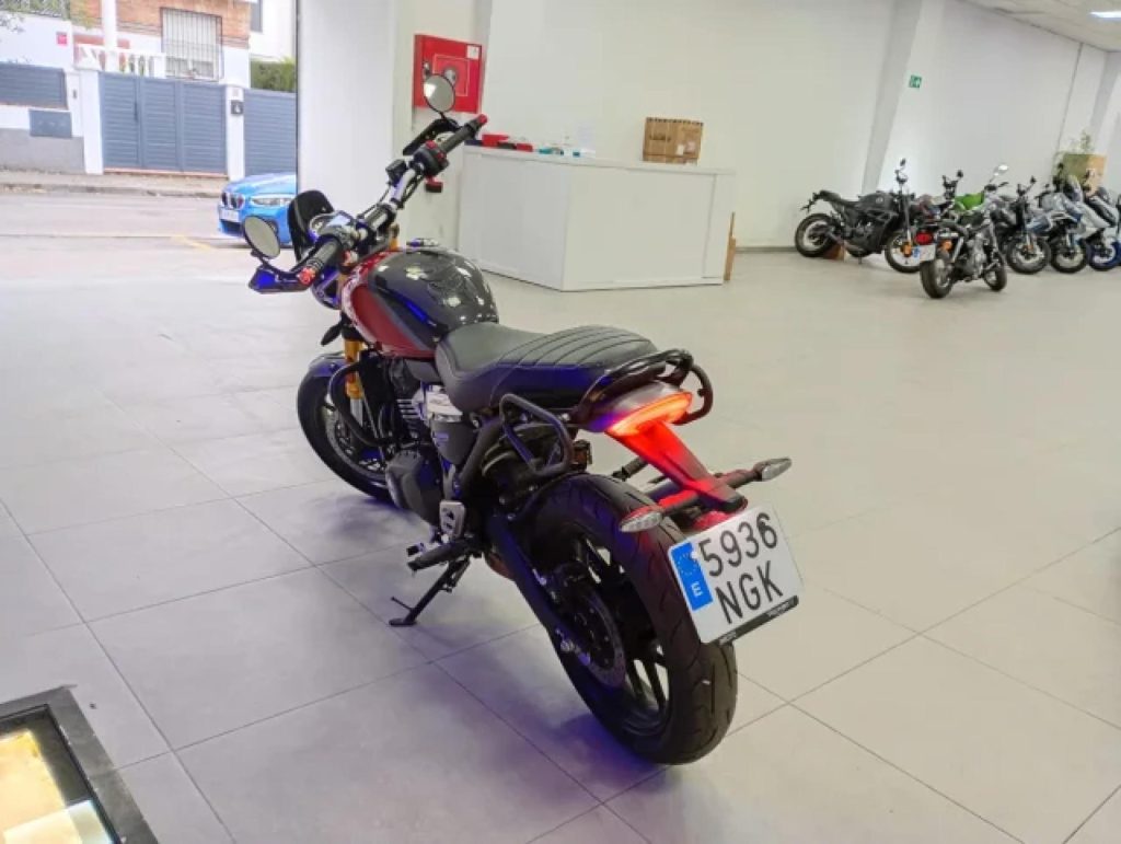 TRIUMPH SPEED Gasolina 2025 km 0 Granada