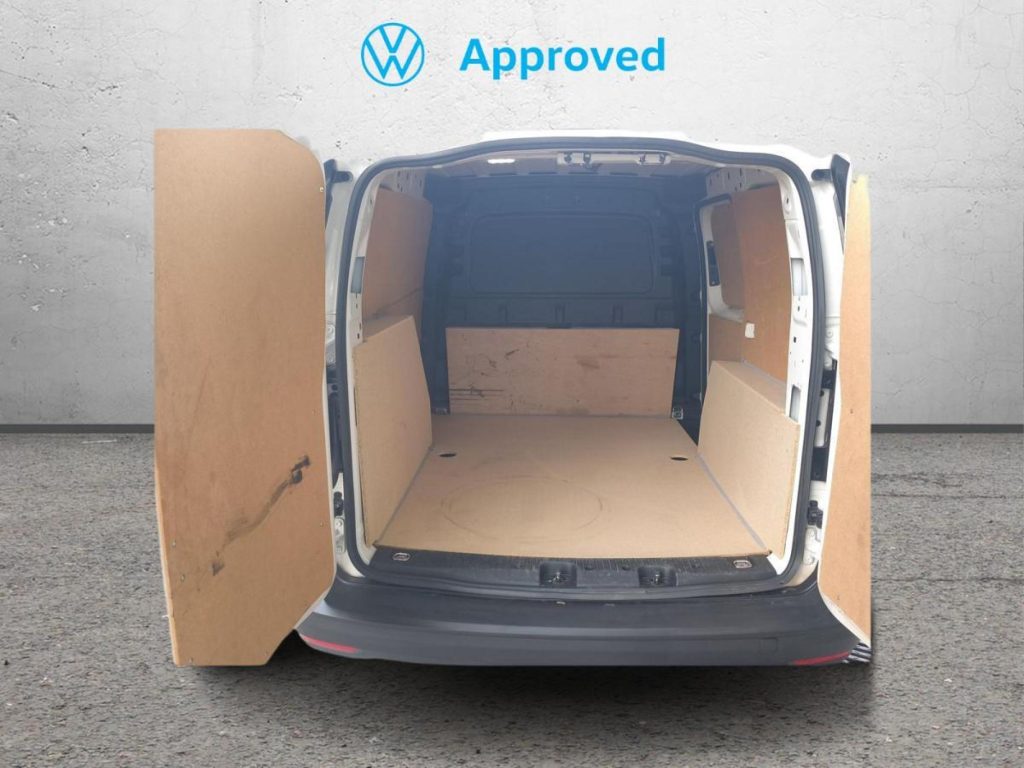 VOLKSWAGEN CADDY Diesel 2023 segunda-mano Jaén