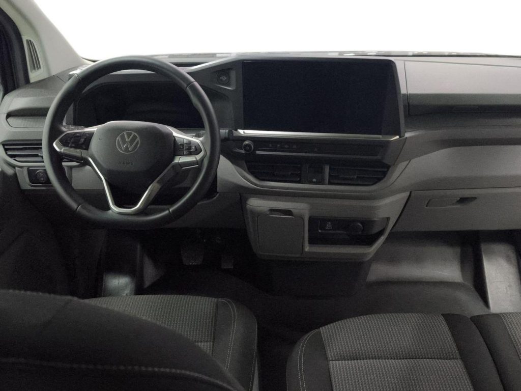VOLKSWAGEN CARAVELLE Diesel 2025 km 0 Jaén