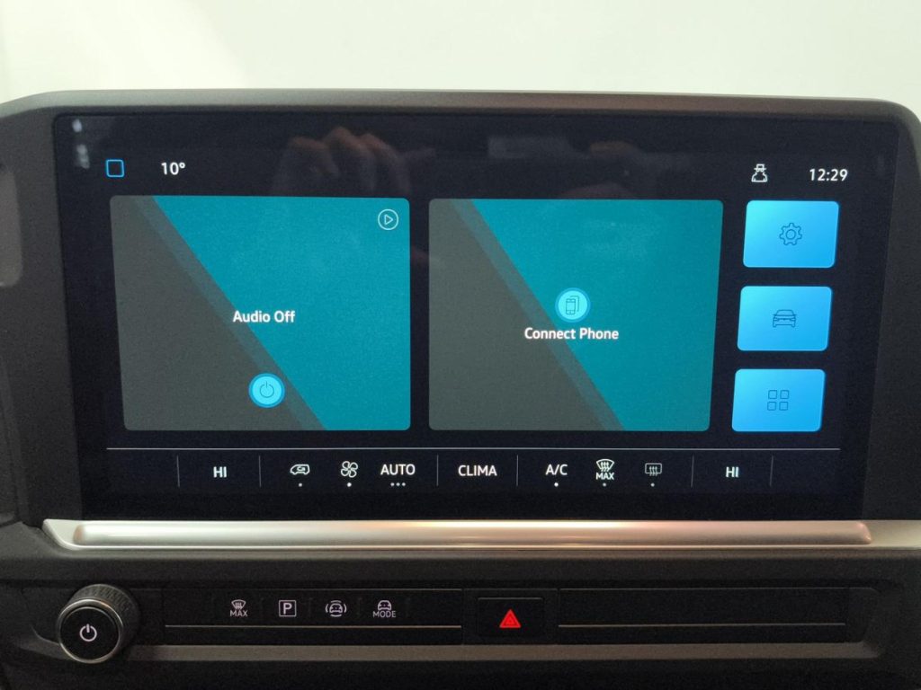 VOLKSWAGEN CARAVELLE Diesel 2025 km 0 Jaén
