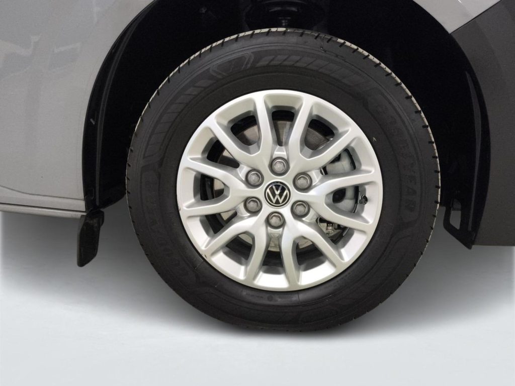VOLKSWAGEN CARAVELLE Diesel 2025 km 0 Jaén