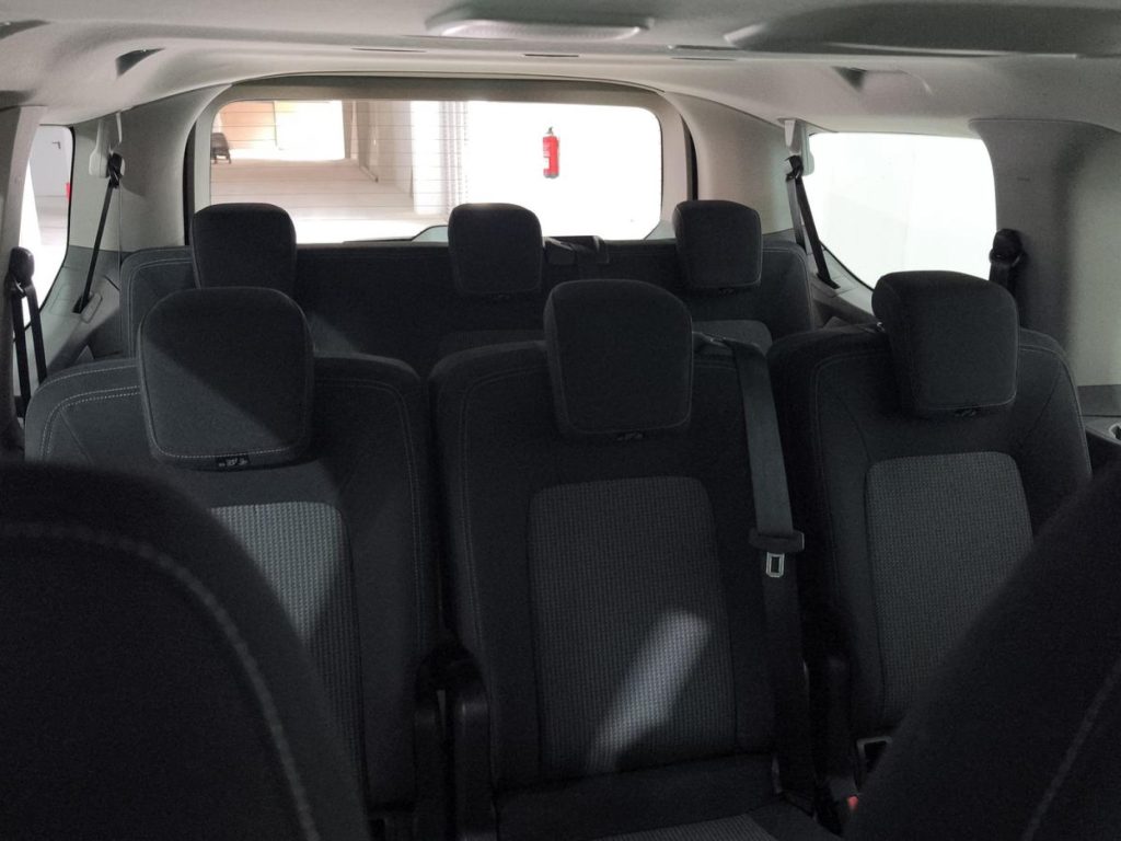 VOLKSWAGEN CARAVELLE Diesel 2025 km 0 Jaén