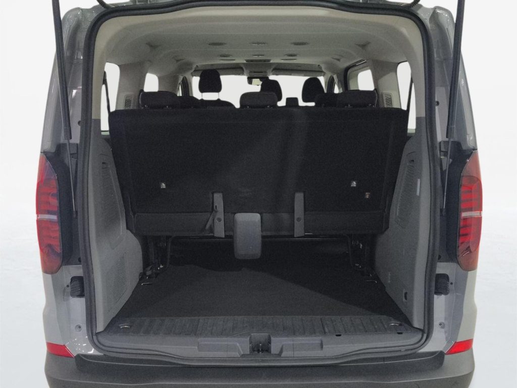 VOLKSWAGEN CARAVELLE Diesel 2025 km 0 Jaén
