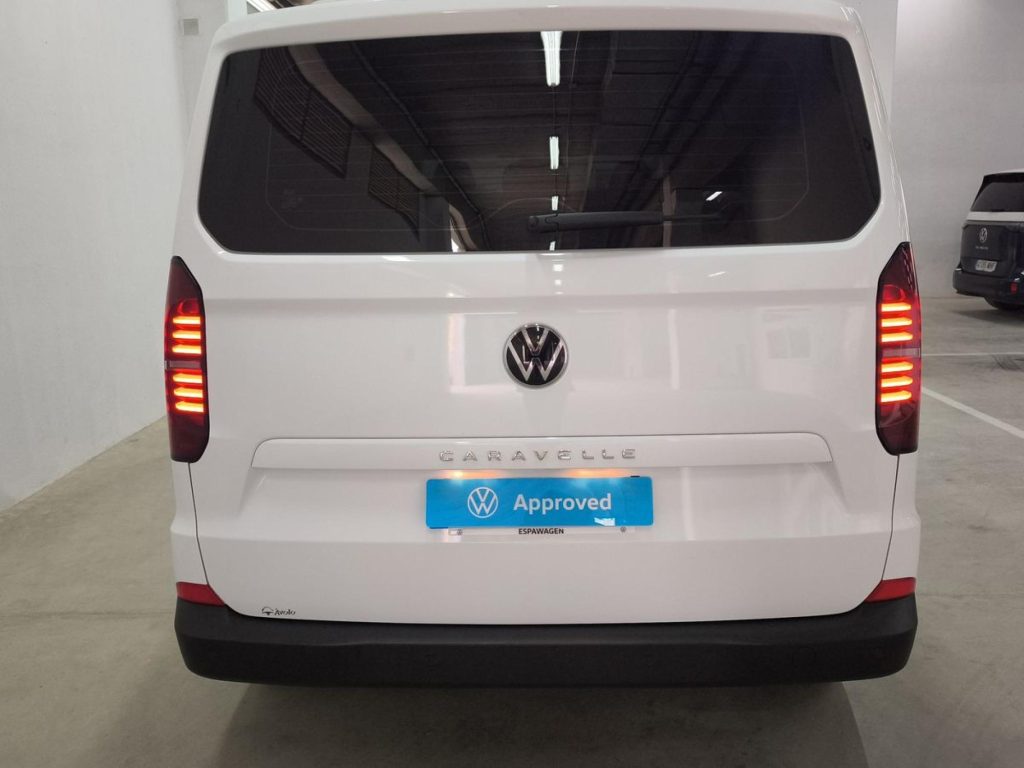 VOLKSWAGEN CARAVELLE Diesel 2025 km 0 Jaén