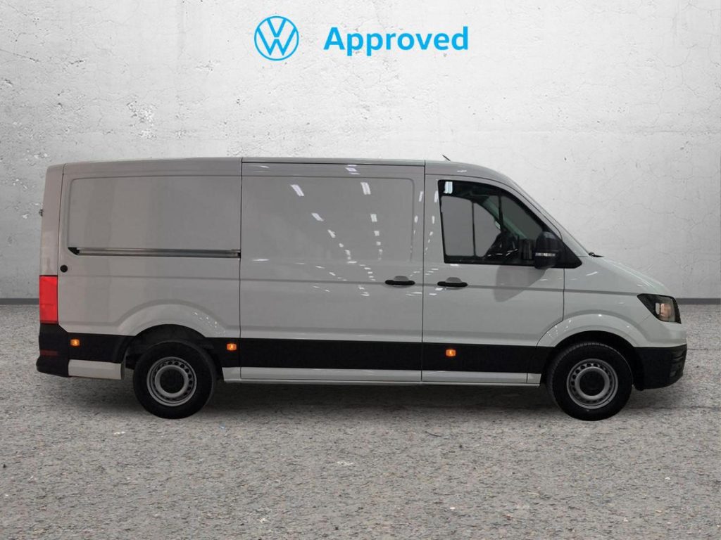 VOLKSWAGEN CRAFTER FURGON Diesel 2025 segunda-mano Jaén