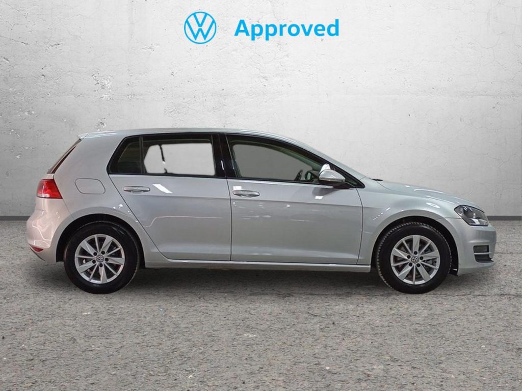 VOLKSWAGEN GOLF Diesel 2016 segunda-mano Jaén