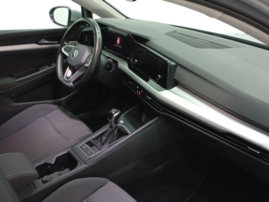 VOLKSWAGEN GOLF Diesel 2021 segunda-mano Jaén