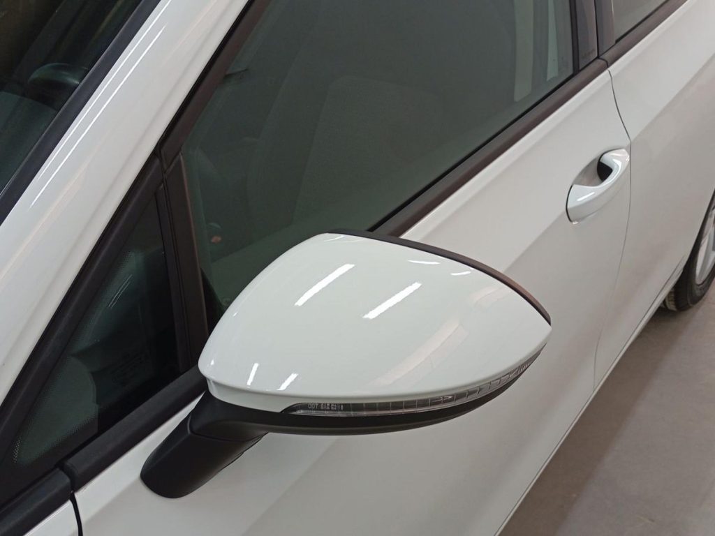 VOLKSWAGEN GOLF Diesel 2022 segunda-mano Jaén