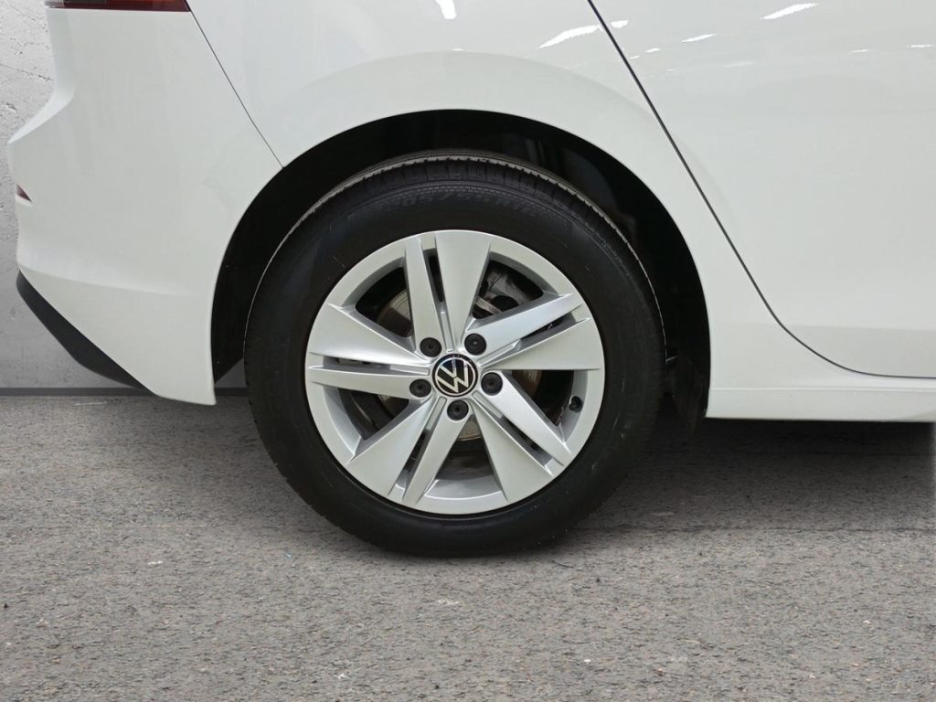 VOLKSWAGEN GOLF Diesel 2022 segunda-mano Jaén
