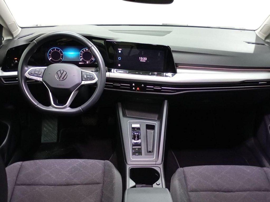 VOLKSWAGEN GOLF Diesel 2023 segunda-mano Granada