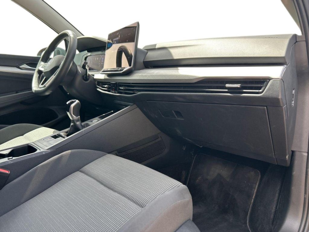 VOLKSWAGEN GOLF Diesel 2025 km 0 Jaén