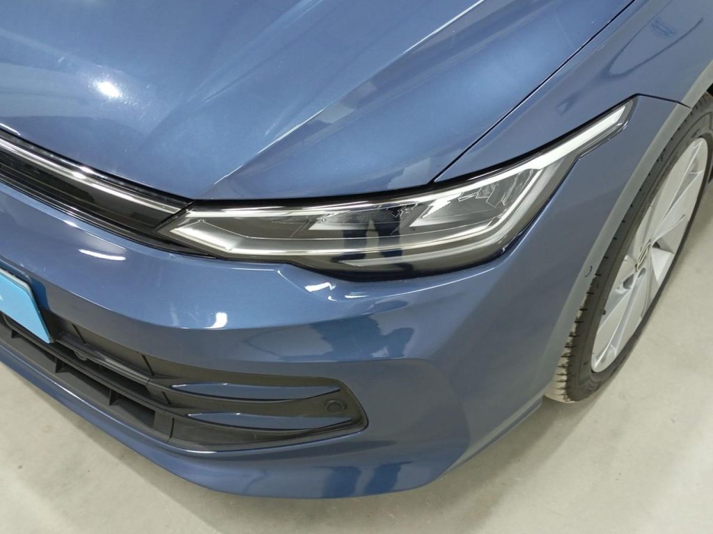 VOLKSWAGEN GOLF Diesel 2025 segunda-mano Jaén