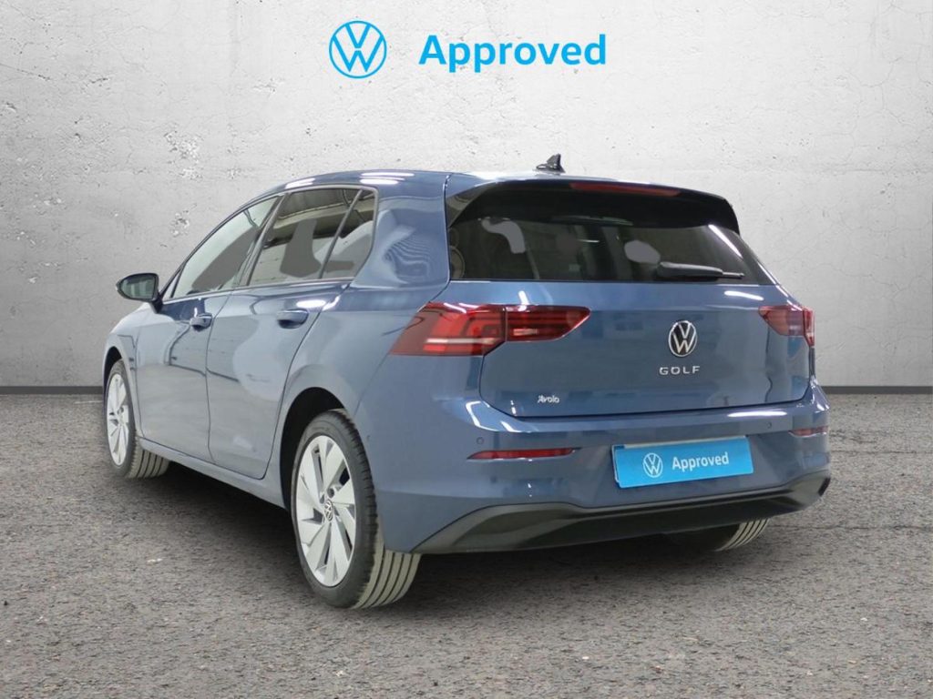 VOLKSWAGEN GOLF Diesel 2025 segunda-mano Jaén