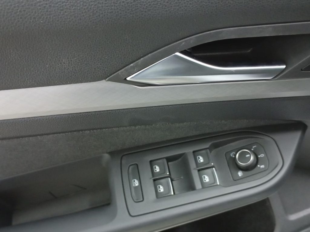 VOLKSWAGEN GOLF Diesel 2025 segunda-mano Jaén