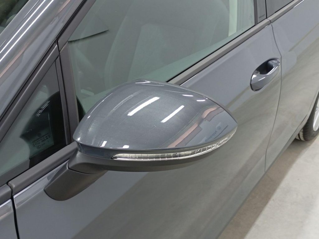 VOLKSWAGEN GOLF Diesel 2025 segunda-mano Jaén