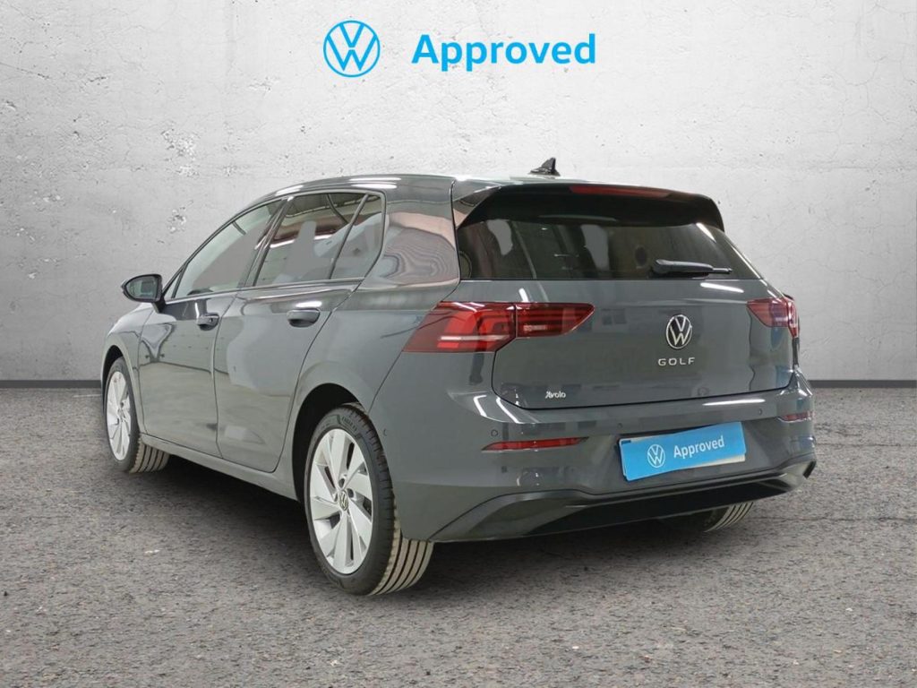 VOLKSWAGEN GOLF Diesel 2025 segunda-mano Jaén