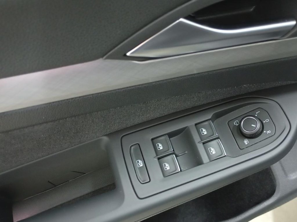 VOLKSWAGEN GOLF Diesel 2025 segunda-mano Jaén