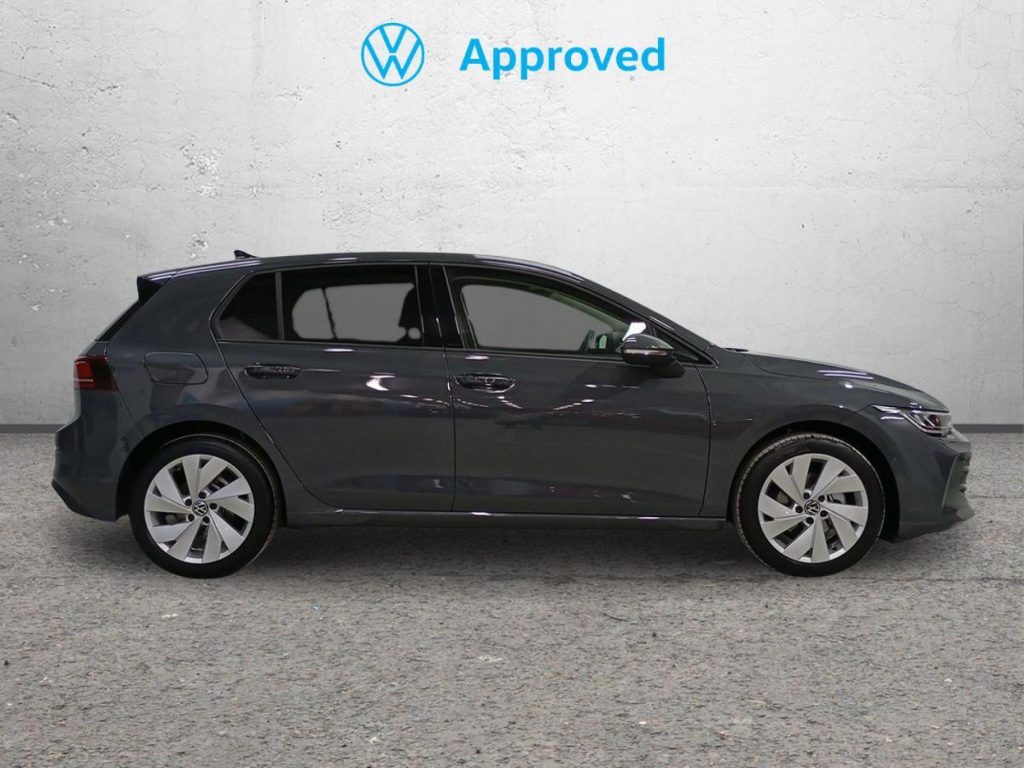 VOLKSWAGEN GOLF Diesel 2025 segunda-mano Jaén