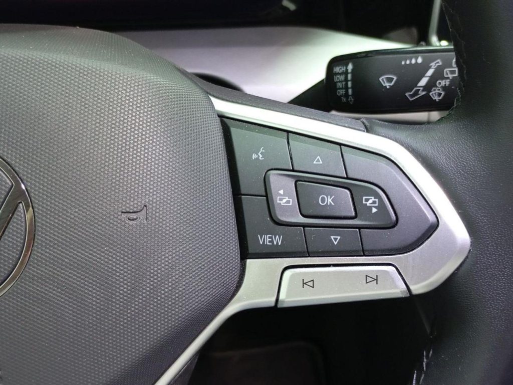VOLKSWAGEN GOLF Diesel 2025 segunda-mano Jaén
