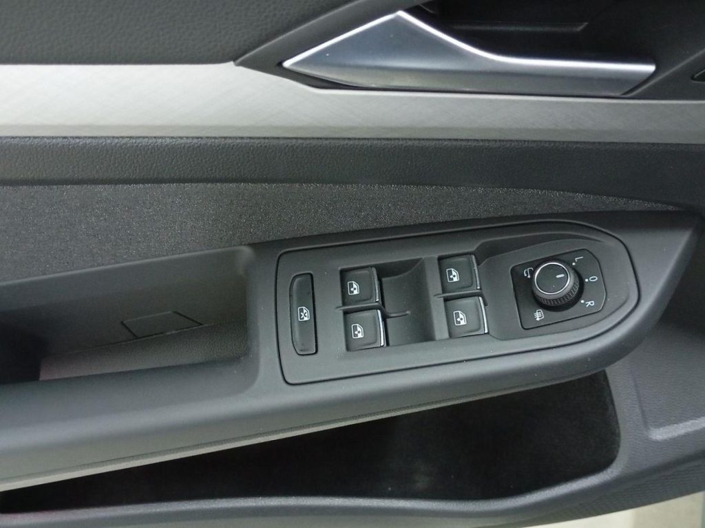 VOLKSWAGEN GOLF Diesel 2025 segunda-mano Jaén