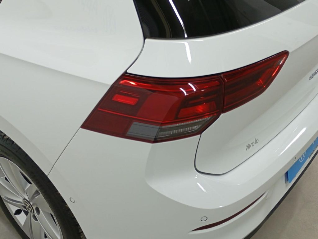 VOLKSWAGEN GOLF Hibrido 2022 segunda-mano Jaén