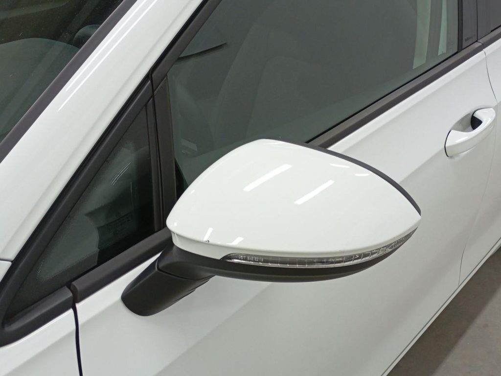 VOLKSWAGEN GOLF Hibrido 2022 segunda-mano Jaén