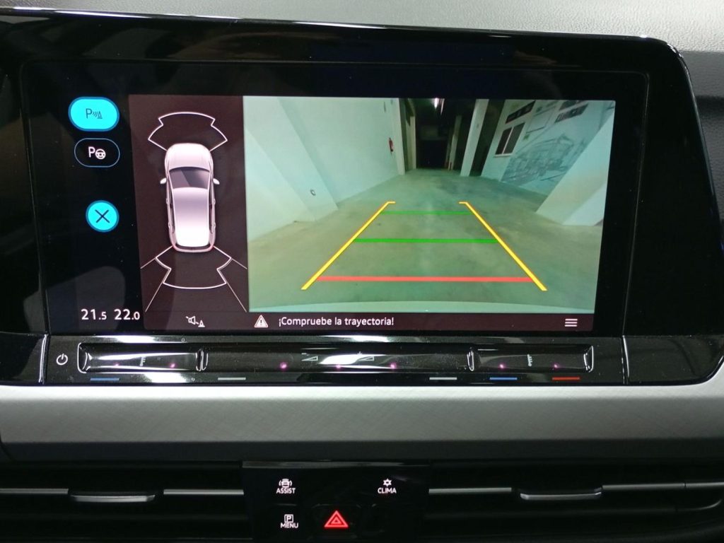 VOLKSWAGEN GOLF Hibrido 2022 segunda-mano Jaén