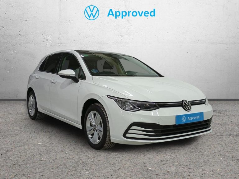 VOLKSWAGEN GOLF Hibrido 2022 segunda-mano Jaén