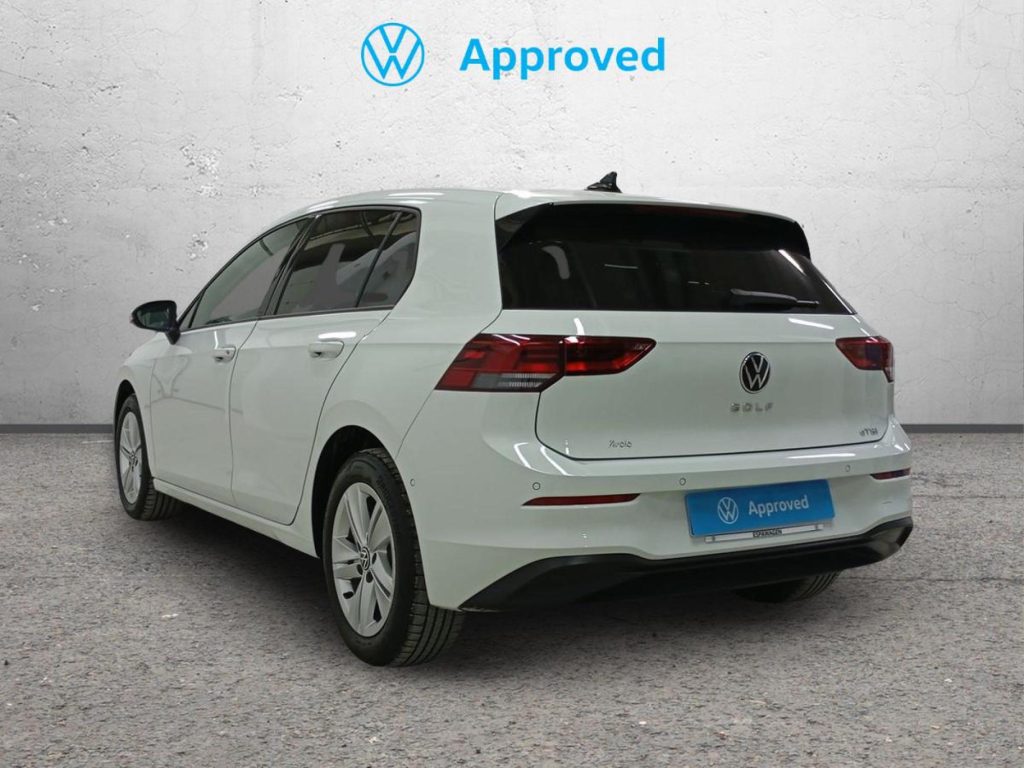 VOLKSWAGEN GOLF Hibrido 2022 segunda-mano Jaén