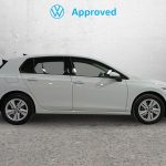 VOLKSWAGEN GOLF Hibrido 2022 segunda-mano Jaén