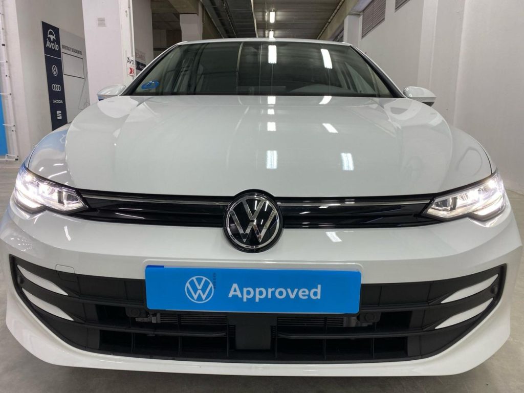 VOLKSWAGEN GOLF Hibrido enchufable 2025 km 0 Jaén