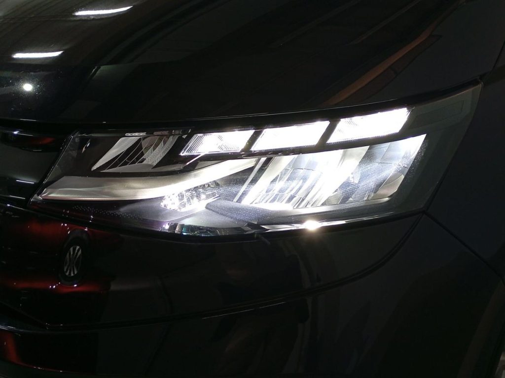 VOLKSWAGEN MULTIVAN Diesel 2025 km 0 Jaén