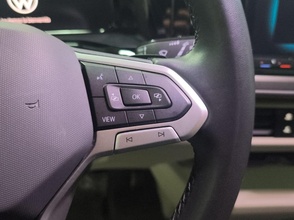 VOLKSWAGEN MULTIVAN Diesel 2025 km 0 Jaén